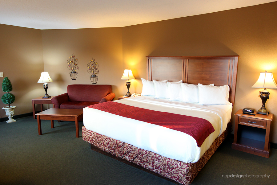 AmericInn McAlester King Jacuzzi Fireplace